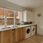 Spacious Five Bedroom House With Garden Hébergement de vacances Bristol