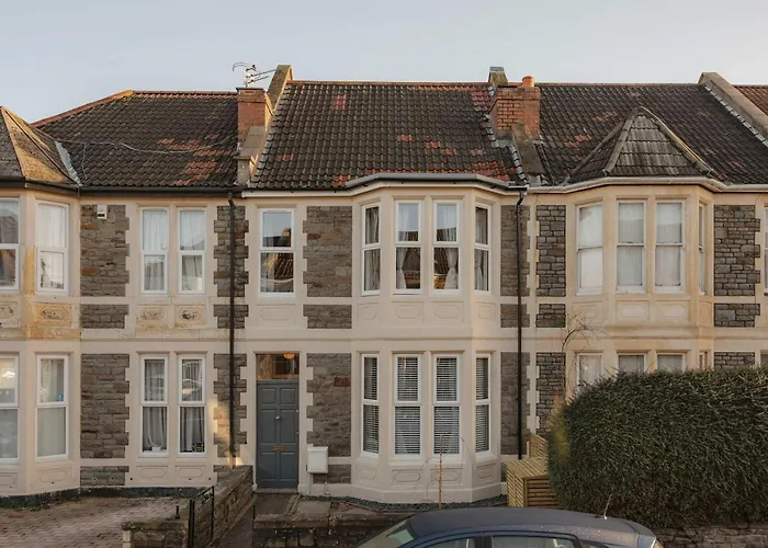 Feriehus Spacious Five Bedroom House With Garden