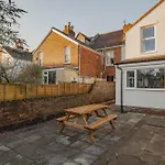 Spacious Five Bedroom House With Garden Casa vacanze Bristol