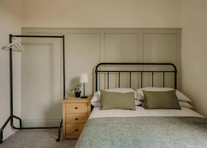 Dom wakacyjny Spacious Five Bedroom House With Garden Bristol